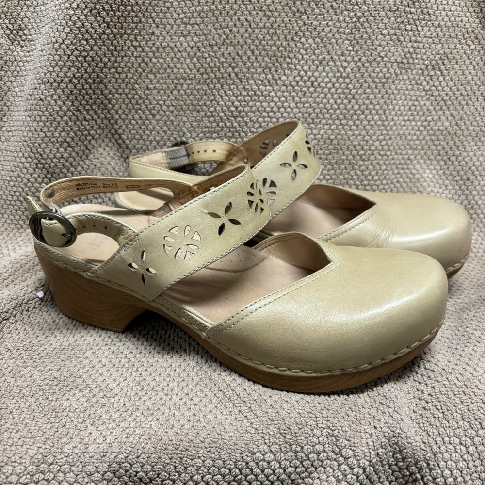 Women's Beige Leather Slingback Clogs